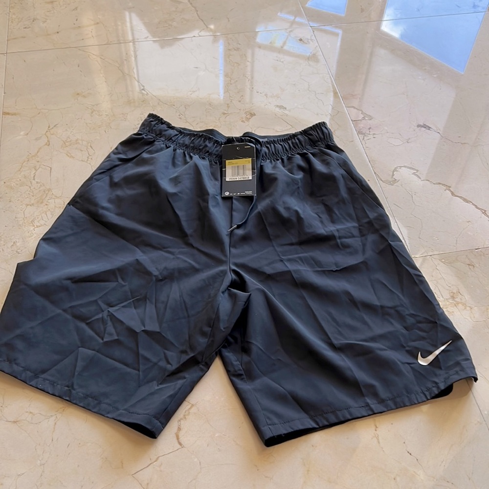 NWT Nike dri-fit shorts. Black size small